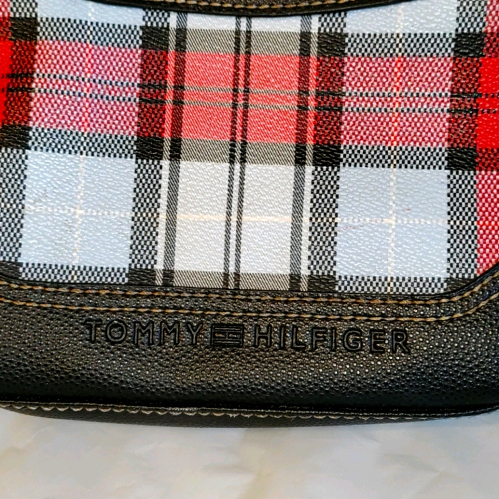 Tommy Hilfiger small bag